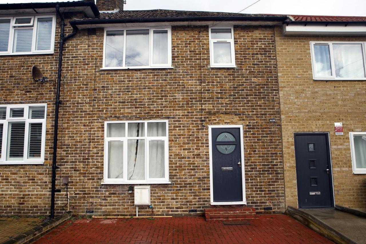 3-Bed House With Parking Near London O2 Apartment ภายนอก รูปภาพ
