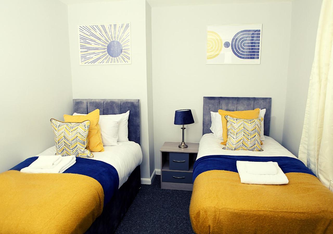 3-Bed House With Parking Near London O2 Apartment ภายนอก รูปภาพ