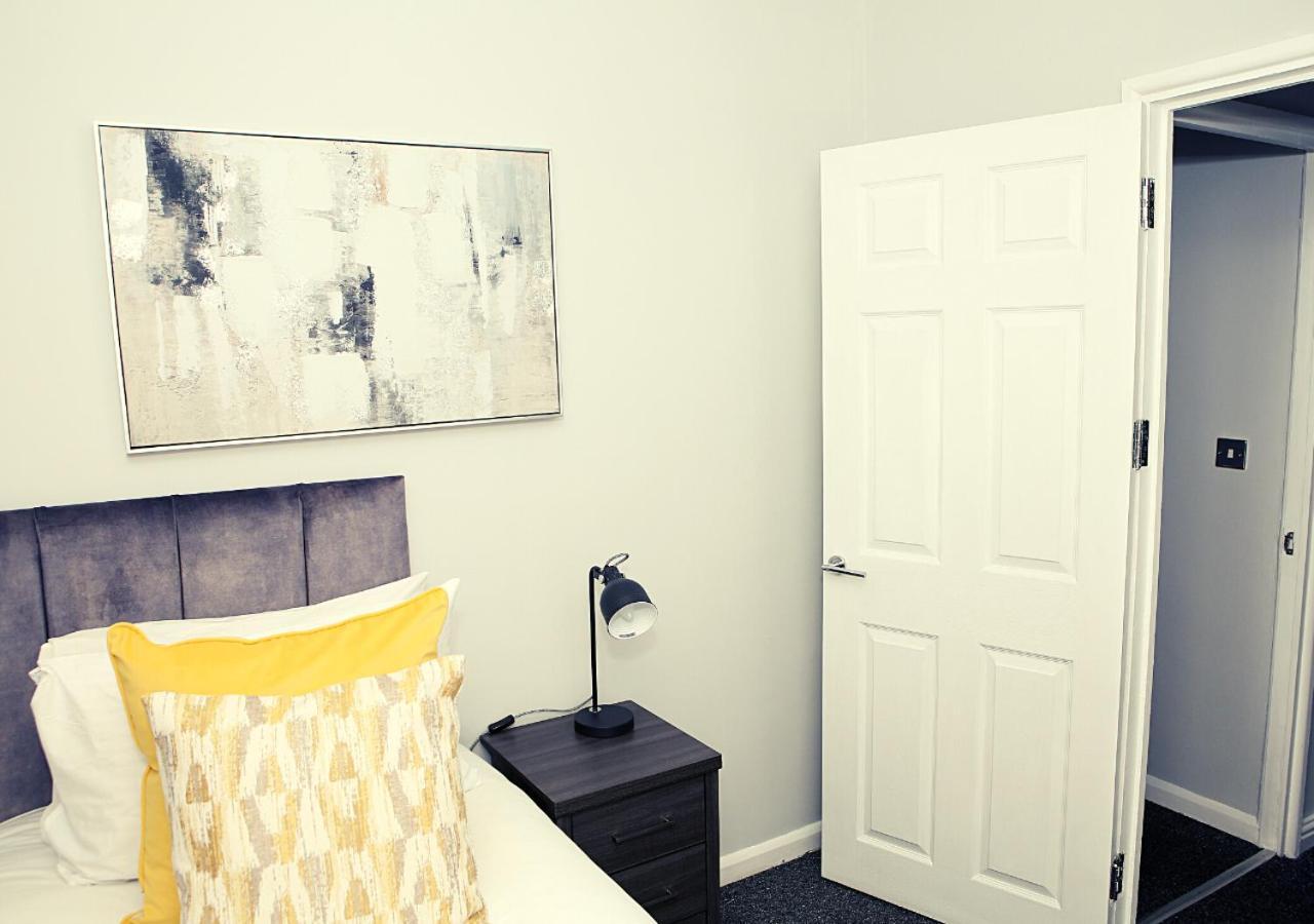 3-Bed House With Parking Near London O2 Apartment ภายนอก รูปภาพ