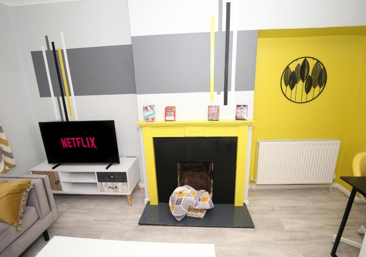 3-Bed House With Parking Near London O2 Apartment ภายนอก รูปภาพ